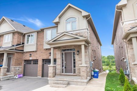 For Lease - 385 Threshing Mill Boulevard, Oakville, Ontario - Photo 2