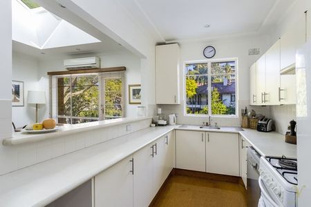 Live the Cafe Lifestyle | Furnished Two Bedroom - Photo 4
