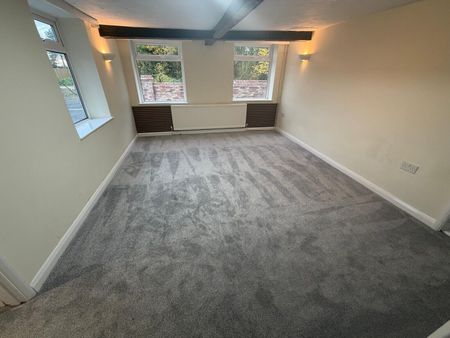 4 bedroom detached house to rent - Photo 2