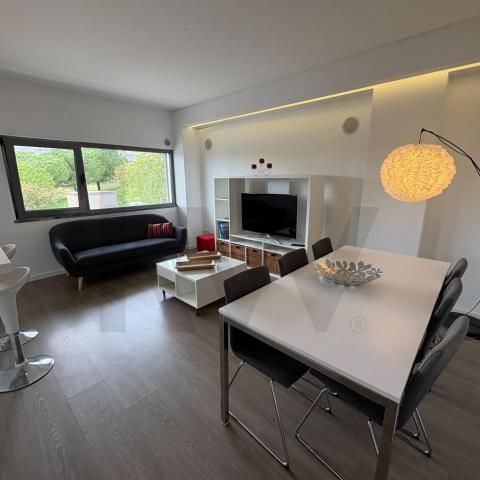apartment for rent in Setúbal, Almada, Portugal - Photo 1