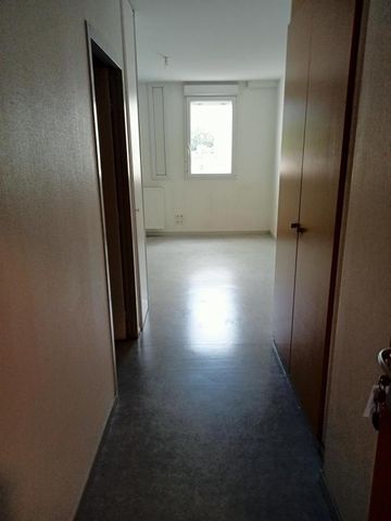 Appartement - T1 - BELLIGNAT - Photo 4