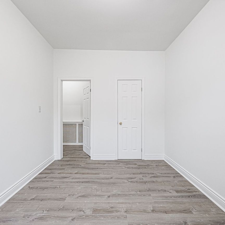 For Lease - 413 Crawford Street, Toronto, Ontario - Photo 1