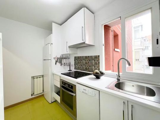 Calle de Ayllón, Madrid, Community of Madrid 28024 - Photo 1