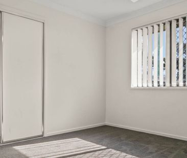 Modern Unit in Convenient Location - Photo 3