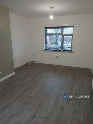 2 bedroom semi-detached house to rent - Photo 1