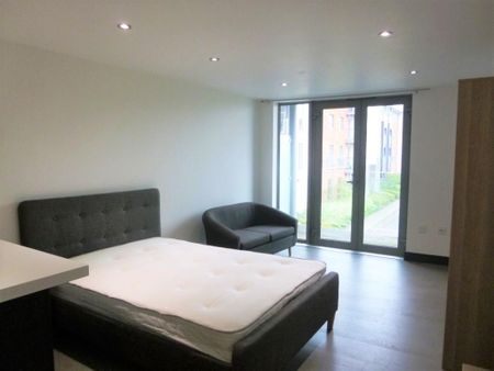 Studio to rent - Photo 2