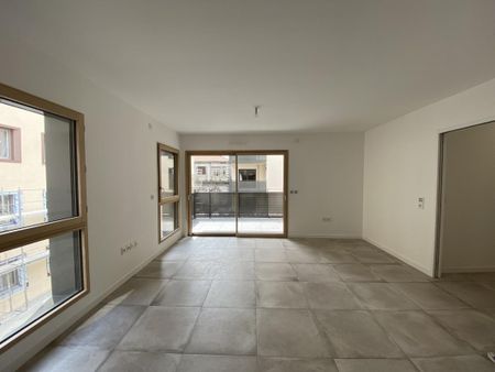 Location Appartement Clermont-Ferrand - Photo 2