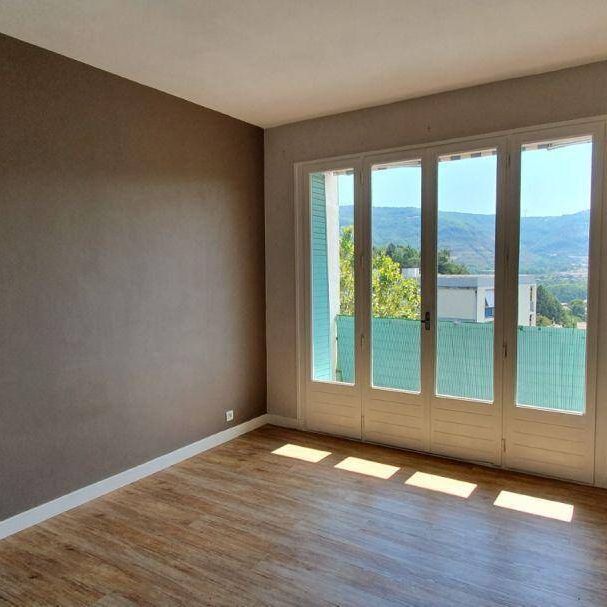 Location appartement 4 pièces 79 m² à Privas (07000) - Photo 1