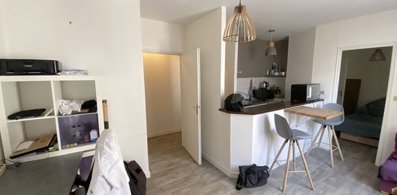 Location Appartement 2 pièces 33m² ANGERS 49100 - Photo 2