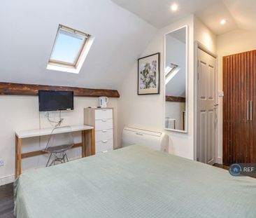 Studio to rent - Photo 4