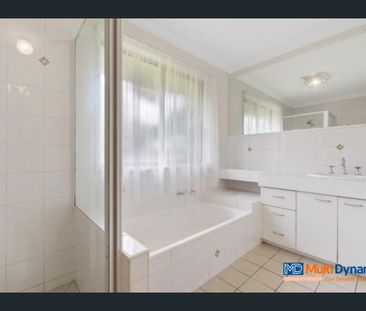 Spacious 3-Bedroom Family Home in Burpengary - 5 Henderson Road - Photo 4