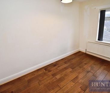 2 bedroom House To Let Total Size: 684 SQ FT - Photo 5