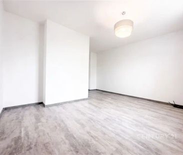 Světlý a prostorný byt 3+kk (72 m - Photo 1