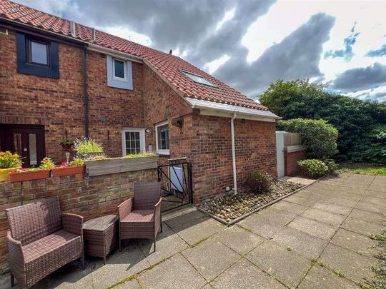 Croftfield, Belford, NE70 - Photo 1