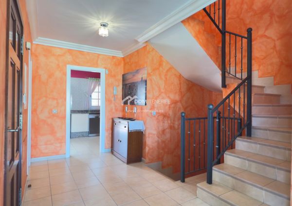 Chalet pareado · Alquiler a largo plazo ·