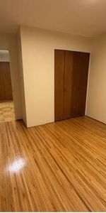 $2,100 / 1 BR w/ 1 Storage Locker - Photo 3