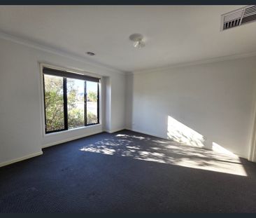 Family home in perfect location! - Photo 5