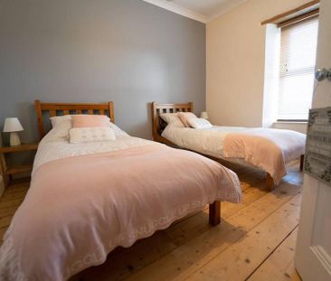 3 bedroom semi-detached house to rent - Photo 3