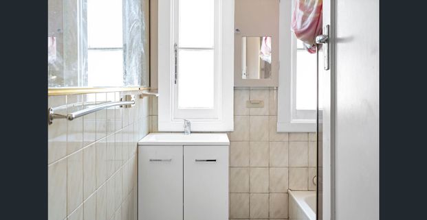 Enjoy the easy lifestyle, Living Here - Photo 1