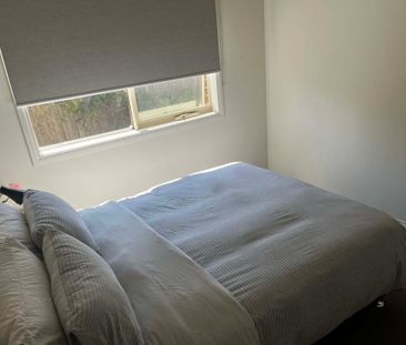 Cranbourne West - Photo 5