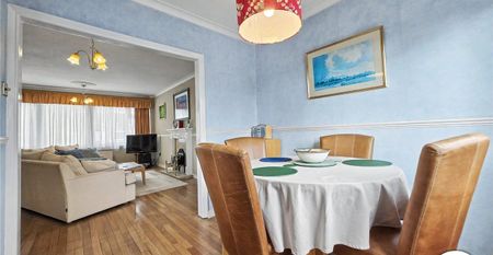 4 bedroom property to rent - Photo 4