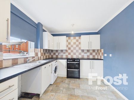 Kilross Road, Feltham, Middlesex,TW14 - Photo 4