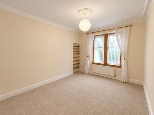 1 bedroom ground floor flat to rent - Photo 1