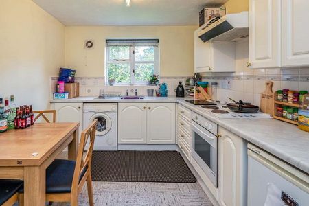 2 bedroom apartment to rent - Photo 5