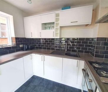 Garlands Road, Redhill, Surrey, RH1 - Photo 5