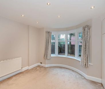 2 bedroom maisonette to rent - Photo 4