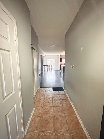 Property For Lease | E9349180 - Photo 3