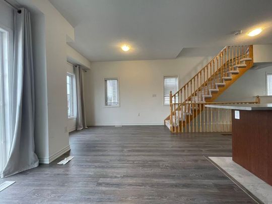 For Lease - 53 Shelburne Avenue, Wasaga Beach, Ontario - Photo 1