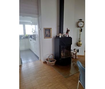 2½ Zimmer-Dachwohnung in Ebmatingen (ZH), möbliert, auf Zeit - Photo 1