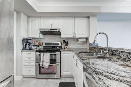 For Lease - 33 Elm Drive Unit# 1110, Mississauga, Ontario - Photo 4