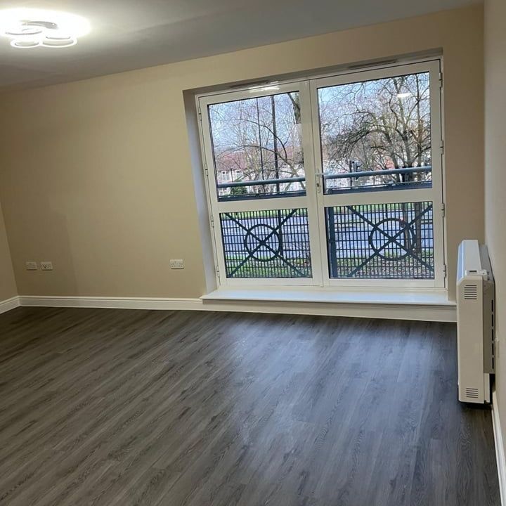 2 Bed Flat, Gean Court, N11 - Photo 1