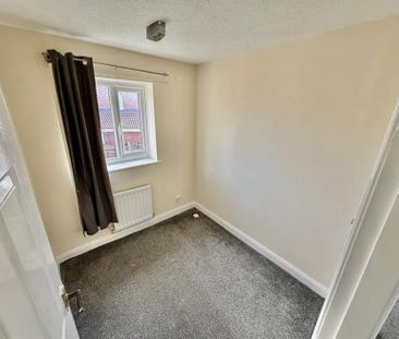 4 Bedroom Detached To Let - Photo 4