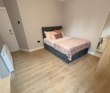 7 bedroom terraced house to rent - Photo 5