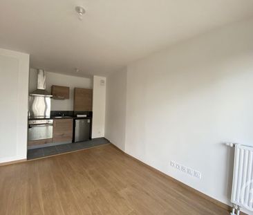 2 pièces - 38,02 m2 CHARTRES - 28 - Photo 2