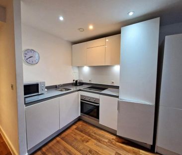 1 bedroom flat to rent - Photo 3