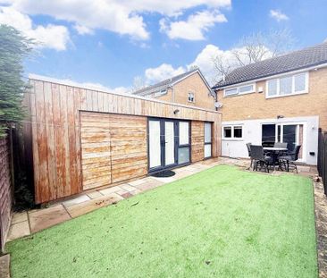 3 bedroom semi-detached house to rent - Photo 2