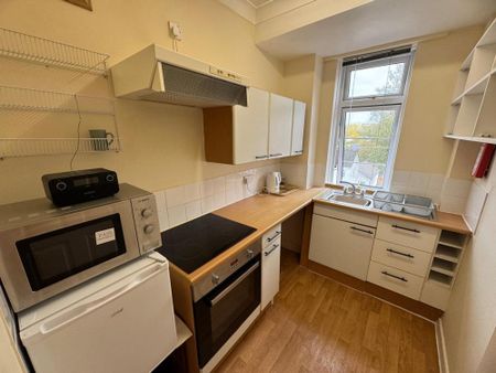 1 bedroom flat to rent - Photo 5