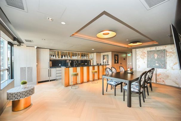 For Lease - 395 Dundas Street Unit# 327, Oakville, Ontario - Photo 1