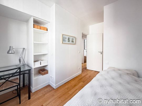 Logement à Paris, Location meublée - Photo 1