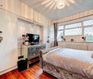3 Bed Semi-Detached House, Kenton Lane, HA3 - Photo 3