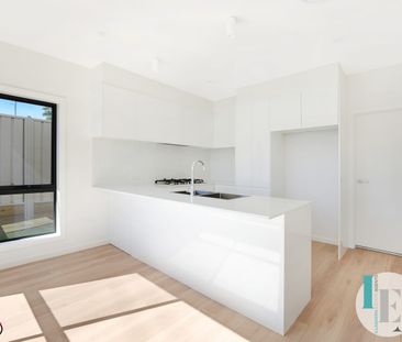 Modern Living at Its Finest – Brand-New, Stylish Townhouse - Photo 2