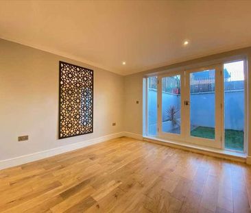 Castlebar Road, Ealing, Ealing, W5 - Photo 2