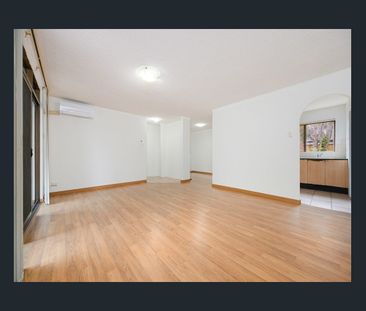 Convenient & Spacious 3-Bedroom Apartment - Photo 5