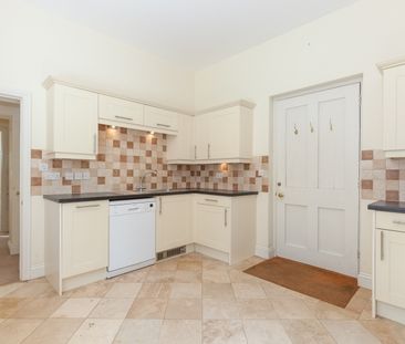 Astrop Park, Near Kings Sutton - Photo 4