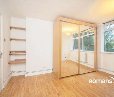 Woodlands, Fleet, GU51 - Photo 2