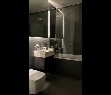 1 Bed Flat, London, W4 - Photo 4